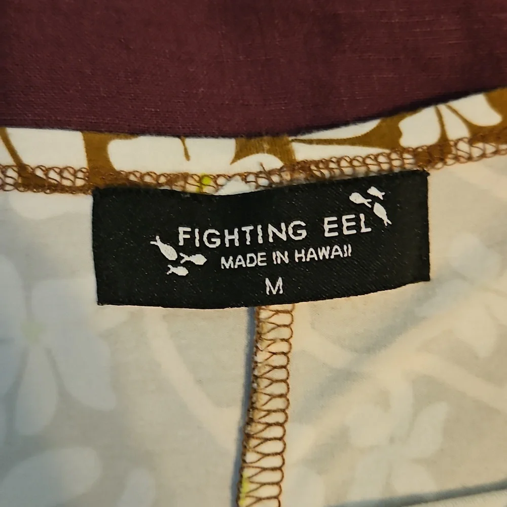 Fighting Eel Floral Top - Picture 2 of 6